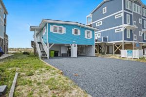 Smart Pelican by Oak Island Accommodations