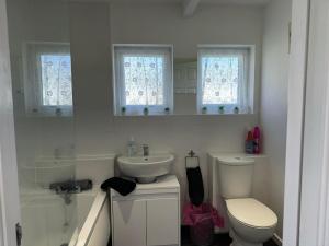 62 M&T Chalets , 2 bed detached chalet Florida holiday park Hemsby
