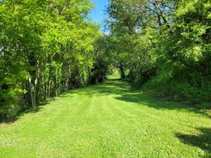 Maisons de vacances Le Moulin du Gue en Vendee Gite atypique et exceptionnel de 15 personnes au bord de l'eau a 30 minutes du PuyduFou : photos des chambres