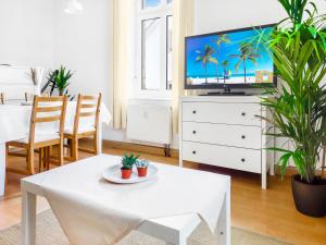 Bis 6 Personen - Helle, Ruhige Whg, 2 Bäder, DD Neustadt - Top Lage