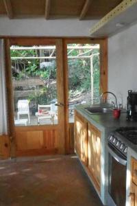 Charming Casa Pacifico with AC, Starlink and Great Location