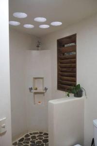 Charming Casa Pacifico with AC, Starlink and Great Location