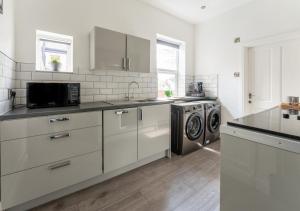 Tettenhall Lodge Apartment