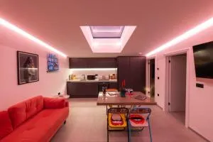 Modern design, parking, central of Christchurch - 新米尔顿