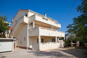 Apartments Bella, Apartmány - Novalja