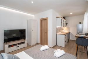 AnMarie with free parking