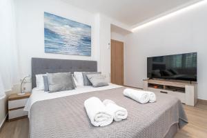 AnMarie with free parking