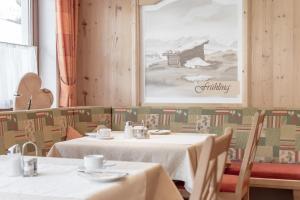 Garni Vierjahreszeiten