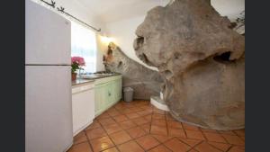 Seaside Villa in Porto Rotondo + Shared Pool img19