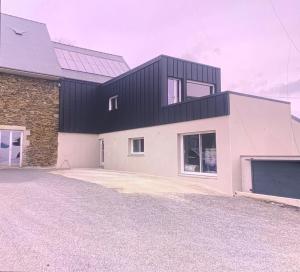 Maisons de vacances Maison avec terrasse en hauteur : photos des chambres