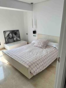 Primera línea Playa Levante Piso 21 Vistas infinitas al mar y montaña