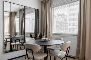 Lux Eight, 2-Bedroom City Centrum