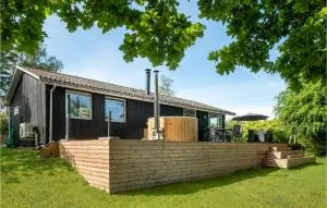 Stunning Home In Knebel With Wifi - Åstrup
