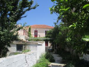 Karpasi House