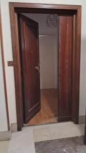 Roberta Rome Vatican Flat