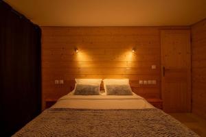 Chalets Le Chalet Lovecy - Vue sur les montagnes 4/5 pers : photos des chambres