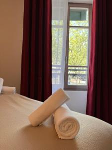 Hotels HOTEL PARIS VESINET- Logis Hotel Restaurant : photos des chambres