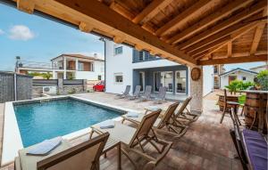 Stunning Home In Vodnjan