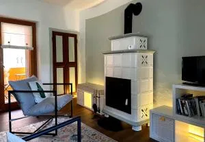 Ermele's Green House - Postua