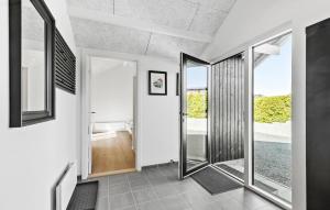 Beautiful Home In Ebeltoft