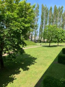 À COTÉ DE LA BAIE DE CANCHE-Appt 4pers-Linge compris-Lits faits-1CHB 1 lit double-1CABINE 1 lit superposé-2SDB-piscine-parking-boulodrome-tennis