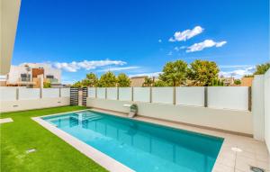 Nice Home In San Pedro Del Pinatar