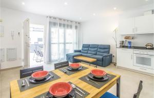 Nice Home In San Pedro Del Pinatar