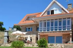 Casa en la Ría de Arosa a 50 metros de la playa - Castiñeiras