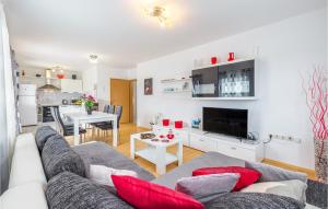 3 Bedroom Gorgeous Home In Labin 