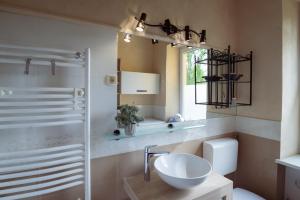 Riverview Residence - with parking 