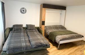 Studio magnifique avec terrasse spacieuse et jardin Loèche-les-Bains Vacances