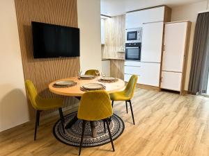 Studio magnifique avec terrasse spacieuse et jardin Loèche-les-Bains Vacances - 3hvězdičkové hotely ve městě Leukerbad