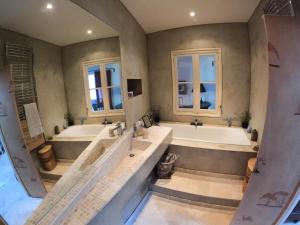 Maisons de vacances Verite Maison de Lorgues village center- Charming 2 bed 2 bath oasis : photos des chambres