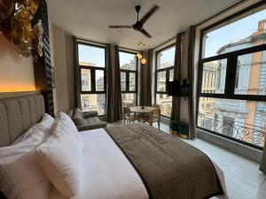 Studio withyou need next to Bellas Artes