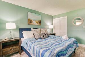 Adorable, Turtles Nest 115, Free Activities Included!