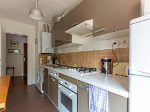 Appartements T2 lumineux avec balcon a Arcachon, proche plage, parking, wifi et commerces - FR-1-319-352 : photos des chambres