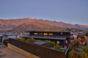 Saint's Queenstown - 弗兰克顿