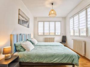 Maisons de vacances Maison de ville avec 2 chambres et cuisine equipee au coeur de Cabourg, proche plage - 4 pers. - FR-1-788-1 : photos des chambres