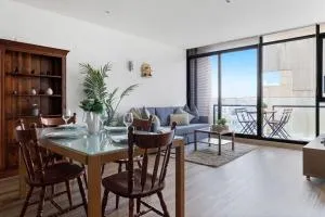 A Chic 2BR Apt Near Melbourne Uni FREE Parking - Melbourne