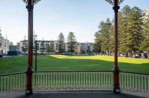 Belle Escapes - Glenelg Seaside Studio