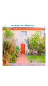 Metro Einstein - Habitación en casa independiente - San Cristobal - Santa Margarita