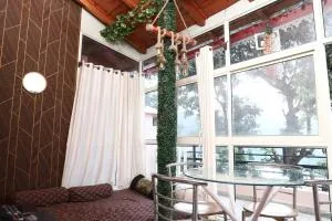 Naini's Nest Alpine View - Bhowāli