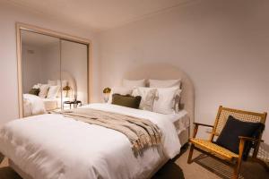 Circa 77 - Mid Century Modern Gem