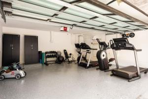 Beverly Hills Canyon Villa by Stay Awhile Villas