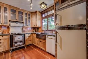 The Craftsman Coastal Cottage in Leucadia