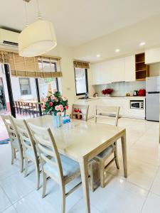Vila Lotus Hạ Long