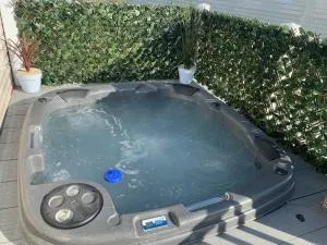 The Wardens Hideaway - Tattershall Lakes Country Park - 波士顿