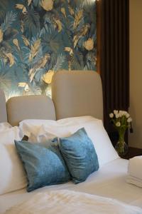 Double Room with Pool View