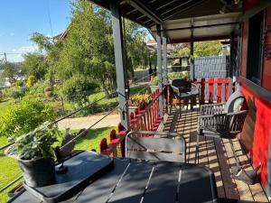 Maisons d'hotes TiNY HOUSE LE CHALET : photos des chambres