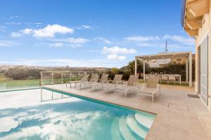 Twilight Gozitan Farmhouse With Pool - Happy Rentals